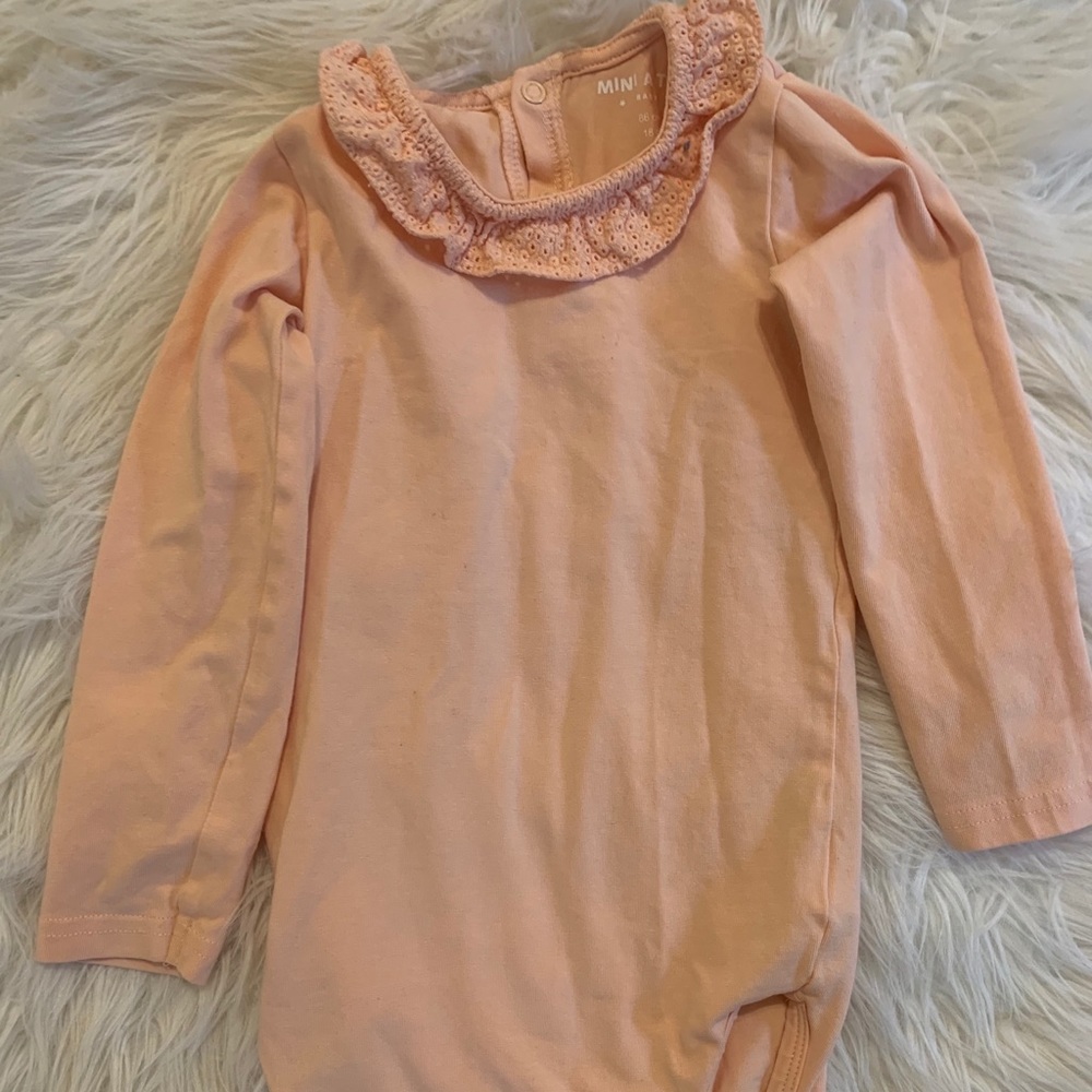 Peach Ruffle Bodysuit - Picture 2 of 3